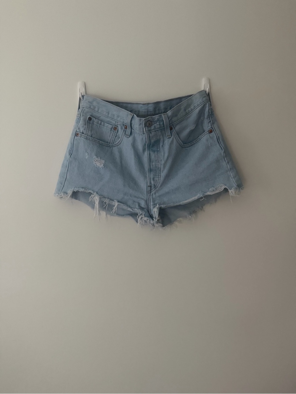 Levi Jean Shorts Light Wash Size 30